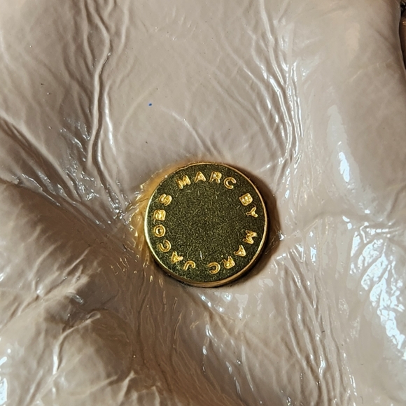 Black Friday Deal * Marc Jacobs Patent leather handbag - Picture 7 of 11